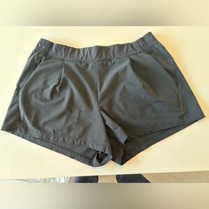Athleta Black Textured Shorts